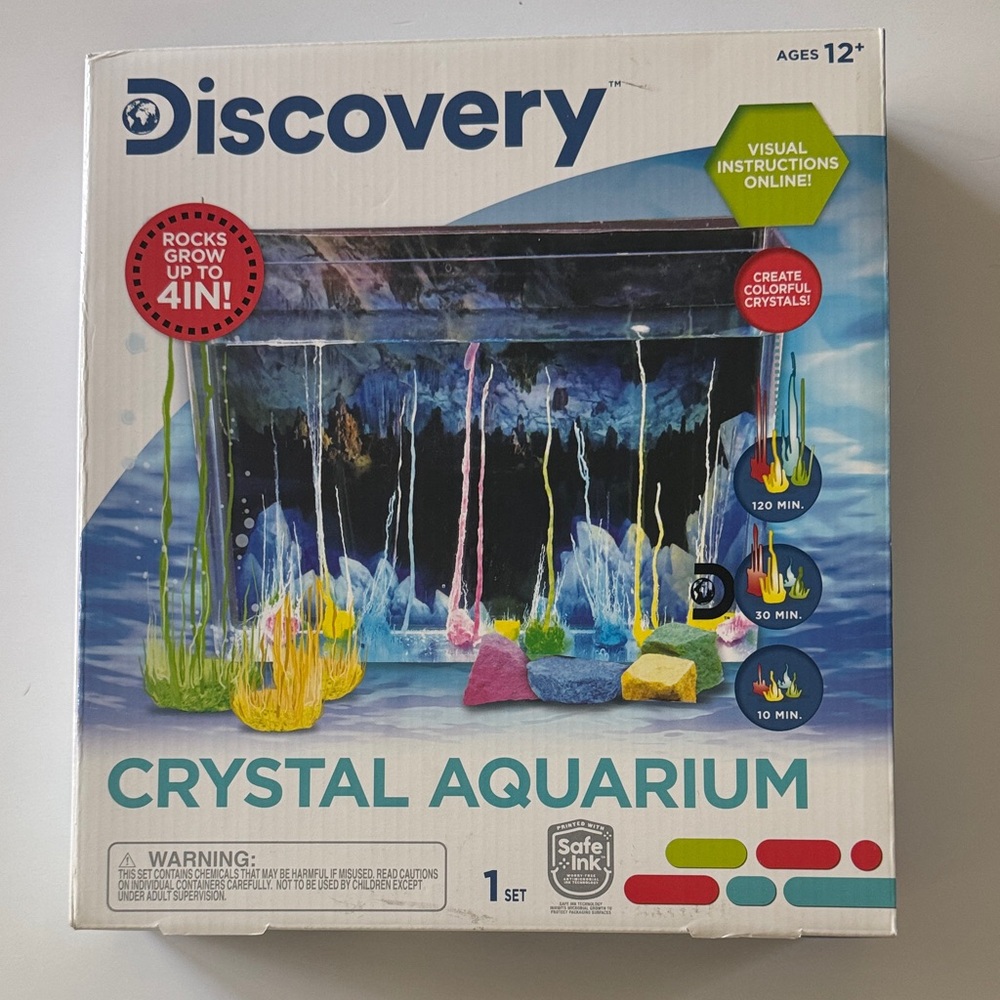 Discovery Crystal Aquarium Kit with Vibrant Colors